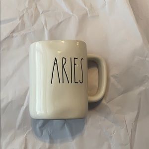 Aries mug never used tag is off